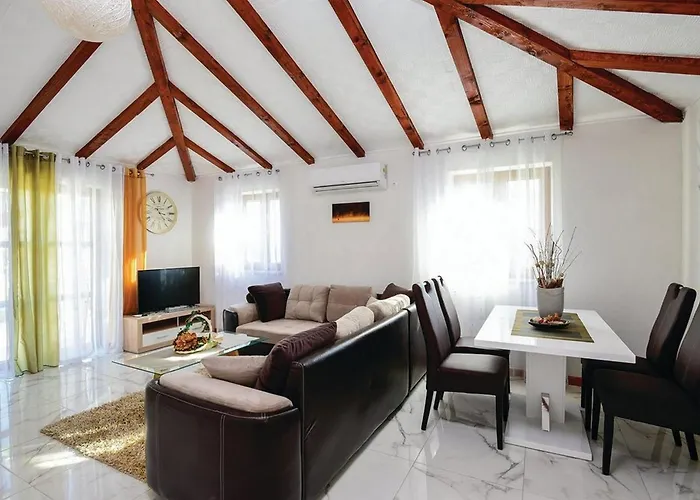 Estate De Nature بيت للعطل