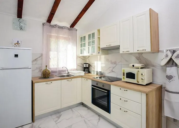 بيت للعطل Estate De Nature أوروبيتش