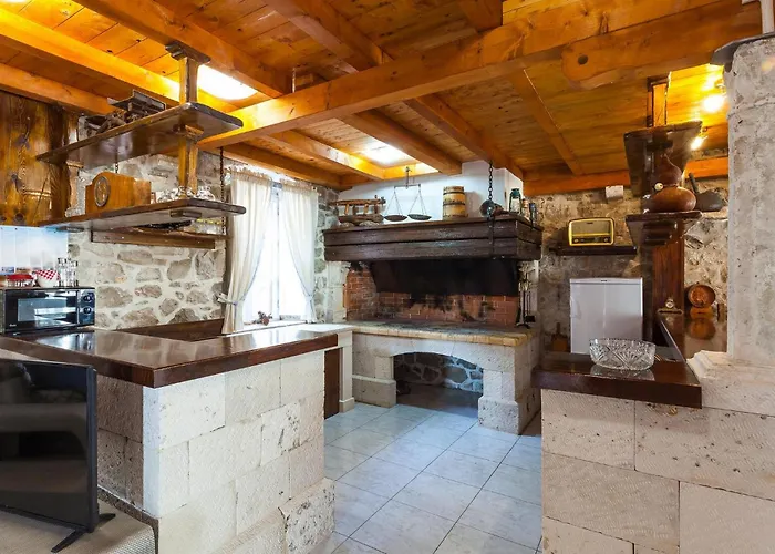 Estate De Nature بيت للعطل *